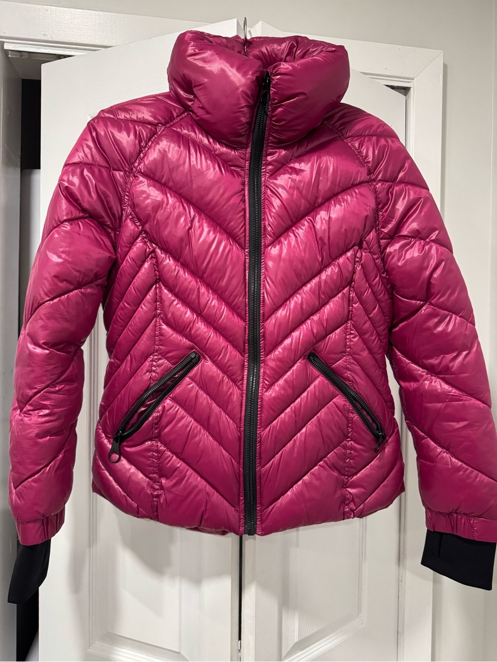 Guess Women's Fuchsia Quilted Puffer Jacket